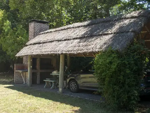 Casa en Venta con 1 cochera