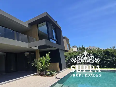Casa en Venta al Noreste