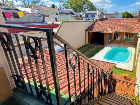 CHALET 3 DORM- QUINCHO+PILETA+COCHERA - LANUS ESTE