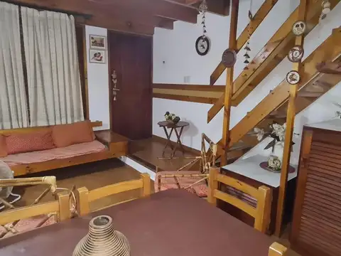 Depto Tipo Casa 3 ambientes con 1 baño