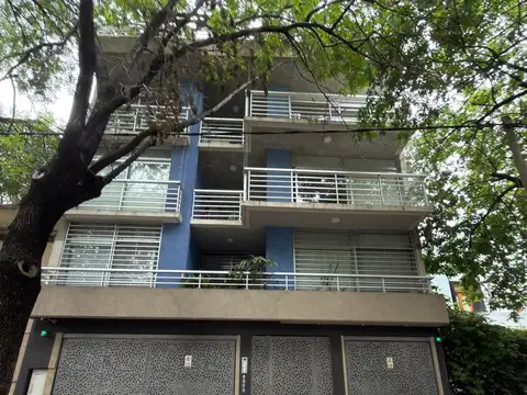 Monoambiente apto profesional, excelente ubicacion. Luminoso, moderno.