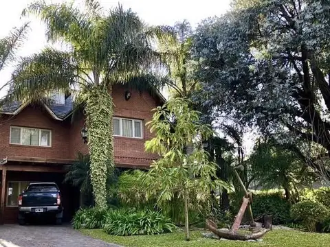 Casa en Venta Saint Thomas Norte Sur - Canning