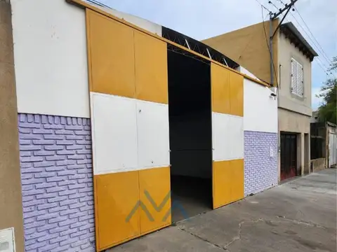 Galpón 300 m² con doble fosa en Valentín Potente al 500, Pergamino