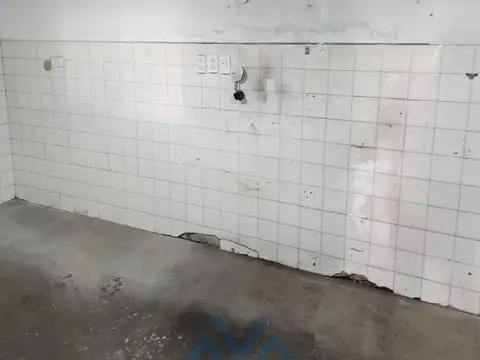 Galpón 300 m² con doble fosa en Valentín Potente al 500, Pergamino