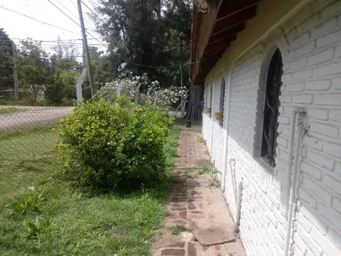 CASA EN INMEJORABLE UBICACION