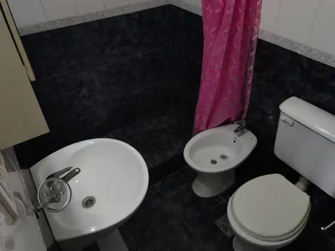 Departamento en Alquiler en Moron, $ 300.000