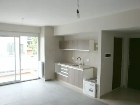 DEPARTAMENTO DE 2 AMBIENTES EN ALQUILER PATERNAL