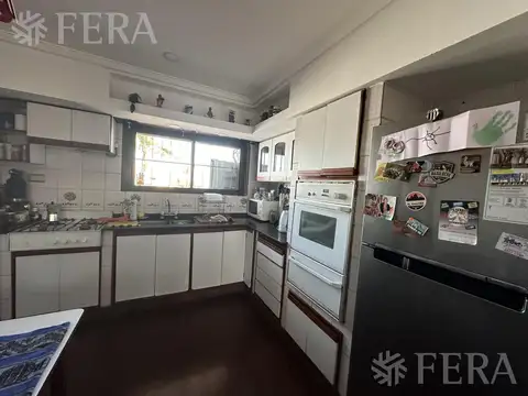 Depto Tipo Casa en Venta 40 años