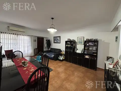 Depto Tipo Casa en Venta 45 años