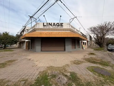 VENTA - LOCAL COMERCIAL - LA PAZ 3301
