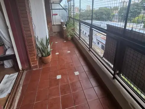 DEPARTAMENTO 3 AMBIENTES C/BALCON CORRIDO