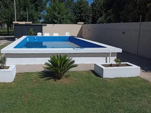 Casa en Venta con 2 cocheras