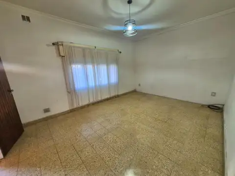 Casa en Alquiler en Wilde, $ 900.000