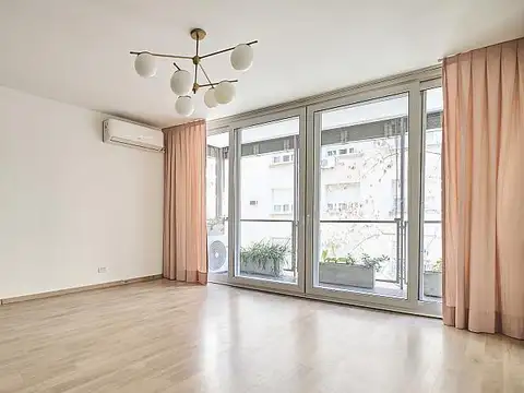 Piso con cochera en Recoleta