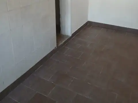 Depto Tipo Casa 4 ambientes con 1 baño