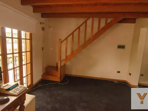 Casa 5 ambientes con 4 baños