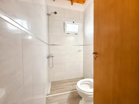 Depto Tipo Casa en Alquiler en José León Suárez, $ 600.000