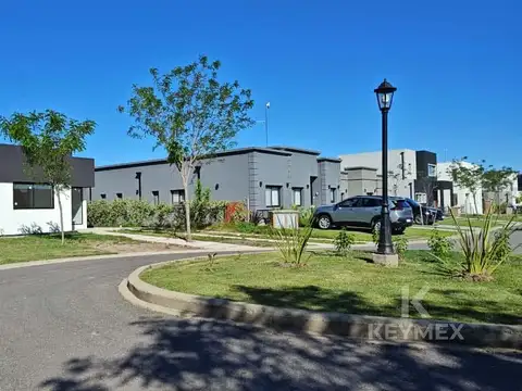Venta Casa Barrio San Pablo- 4 ambientes- Pilar- 177.000 usd