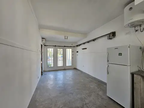Depto Tipo Casa en Alquiler de 1 dormitorio