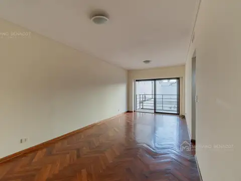 Avenida Juan Bautista Alberdi 400