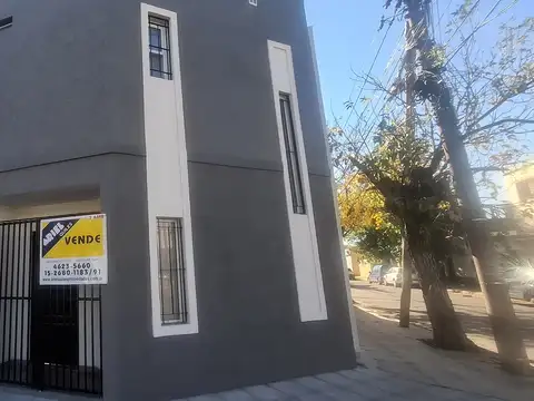 Exc. Duplex 3 ambiente con fondo y cochera