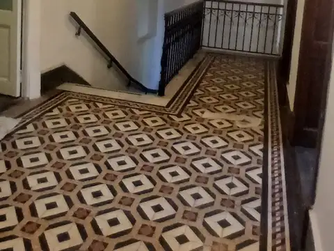 Casa 6 ambientes con 1 baño