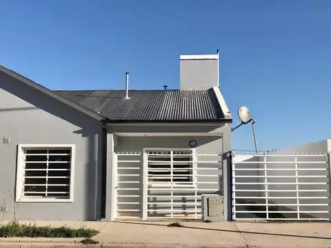 Alquiler Casa de 2 dormitorios Barrio Altos de Alberdi