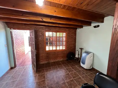 Casa en Alquiler en Los Hornos, $ 560.000