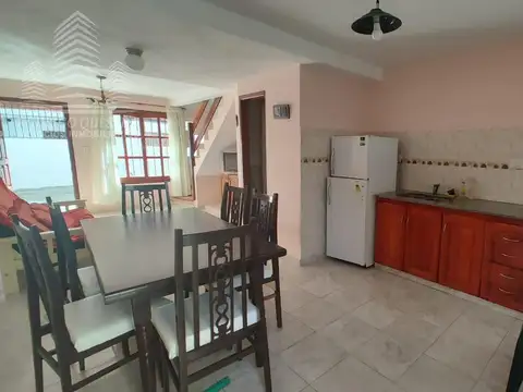 Depto Tipo Casa en Venta con 1 cocheras