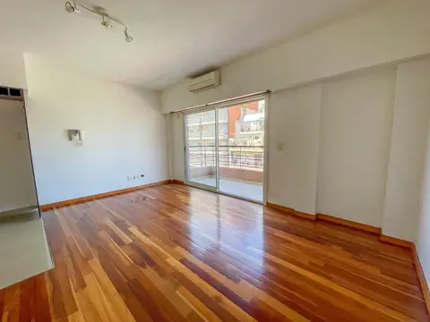 Departamento en Alquiler en Villa Urquiza, $ 600.000