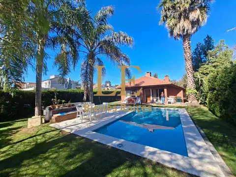 VENTA CASA EL NAUTICO ESCOBAR