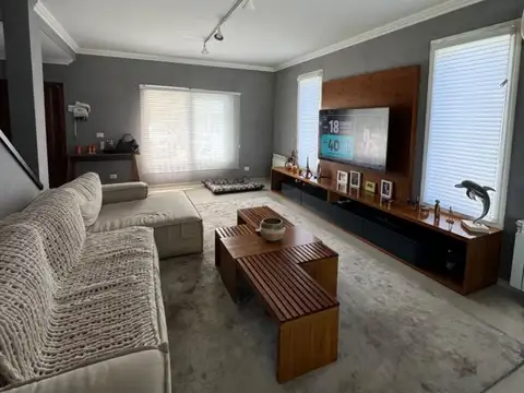 Casa en Venta en Campos De Alvarez, USD 690.000