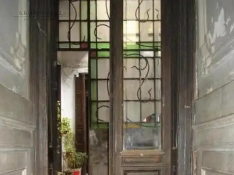 Tacuarí 1700