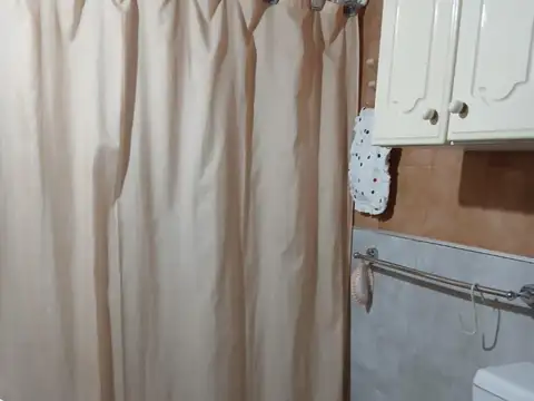 Depto Tipo Casa en Venta 53 años