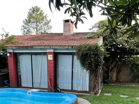 Casa 5 ambientes con 3 baños