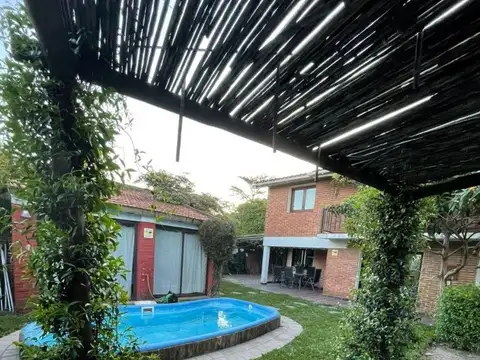 Casa en Alquiler Temporal en Pinares, USD 8.000