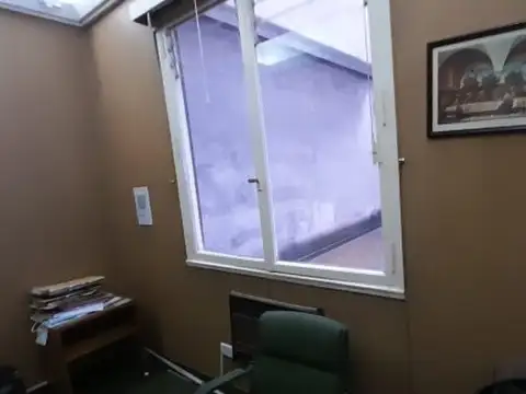 Oficina 3 ambientes con 1 baño