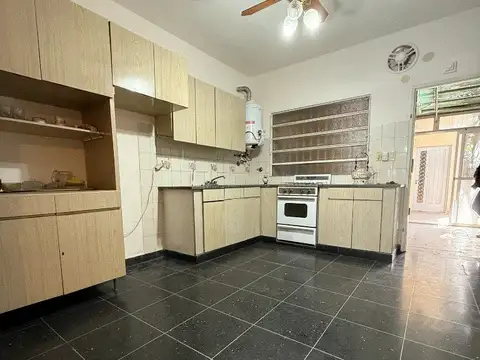 Casa en Venta en Moron Sur, USD 150.000