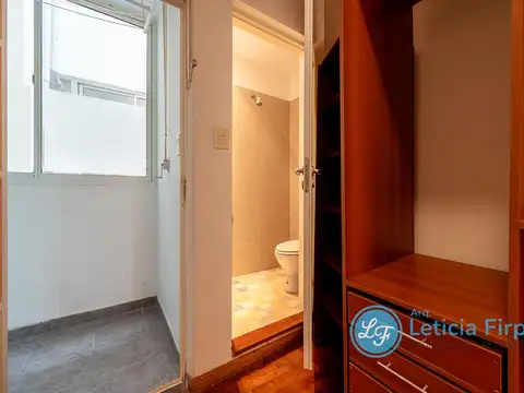 Departamento impecable, muy silencioso. 3 ambientes mas escritorio.