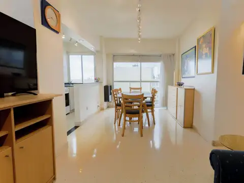 VENTA DTO 4 AMB PLAYA CHICA COCHERA LAT AL MAR