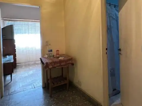 Domingo Millan 1100 , Piso 1