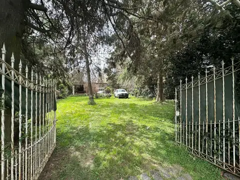 Camino real norte 1900, entre 419 y 420