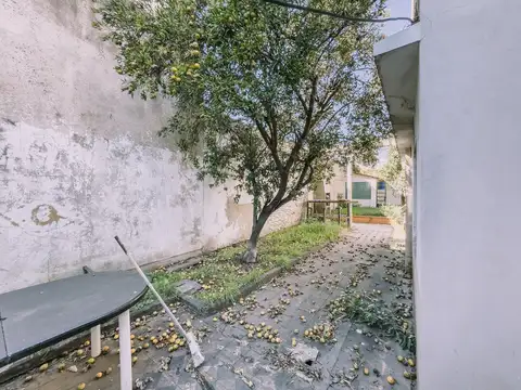 Terreno Lote  en Venta en Remedios De Escalada, Lanús, G.B.A. Zona Sur