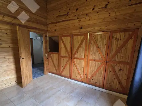 Gabriel Saurel  al 200VENTA - SAN MARTÍN DE LOS ANDES  - CASA Y DPTO