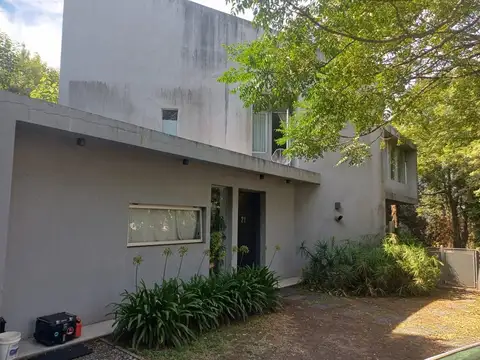 Casa Monoambiente con 3 baños