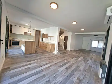 Casa a Estrenar en Olivos – Diseño, Confort y Tecnología!