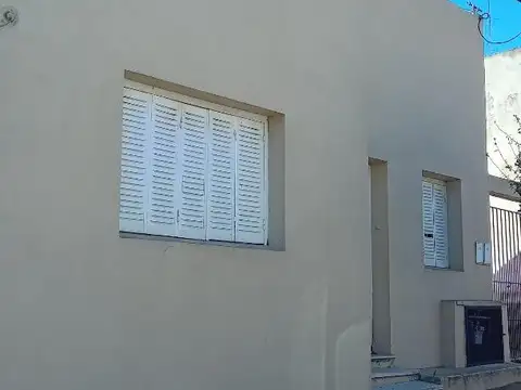 Casa en Alquiler al Sureste