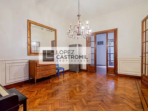 Depto Tipo Casa 6 ambientes con 4 baños