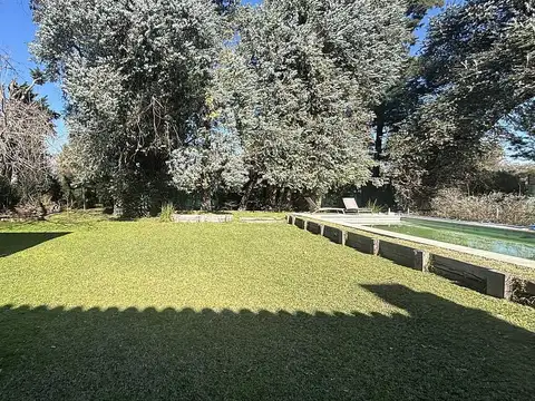 Lindisima casa estilo campo a la venta en club de campo San francisco