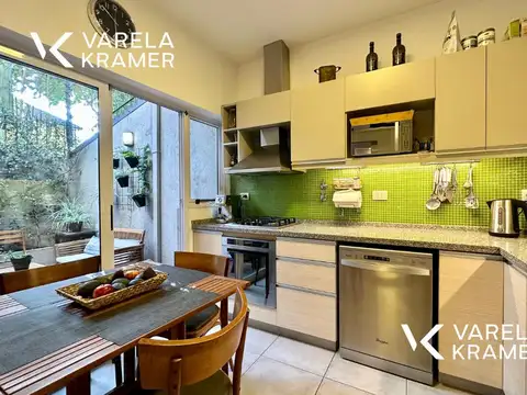 Casa 5 ambientes con 3 baños